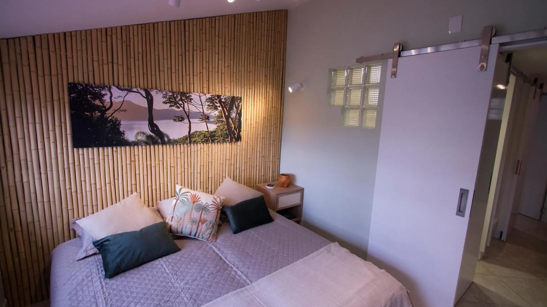 Apartamento Triplex Boutique - 39Jurerebythesea Florianópolis